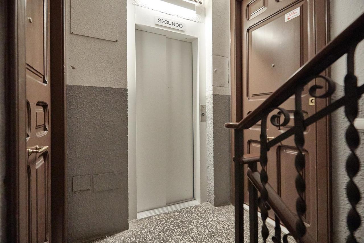 Bbarcelona Clot Apartments Exterior photo